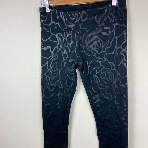 Fabletics Salar Leggings - Printed Veins - Picture 2 of 7
